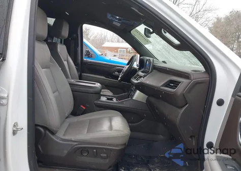 2021 Chevrolet Suburban 4Wd Z71 z USA, uszkodzony, nr VIN 1GNSKDKD0MR468412